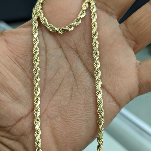 14kt Real Gold Rope Chain 4mm 24 inch - Picture 6 of 9